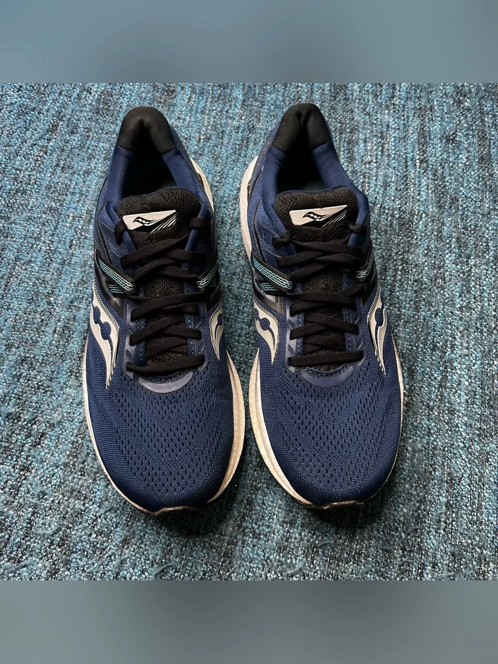 Saucony Triumph 20 Running Shoes in Twilight Blue Black Men's Size 8.5 Sneakers